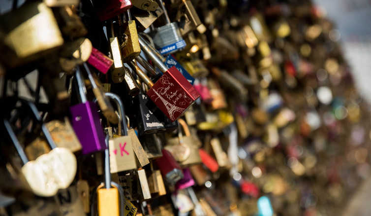 How Leaving A Padlock Became A Modern Day Romantic Ritual