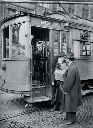 conductor bars an unmasked passenger from boarding