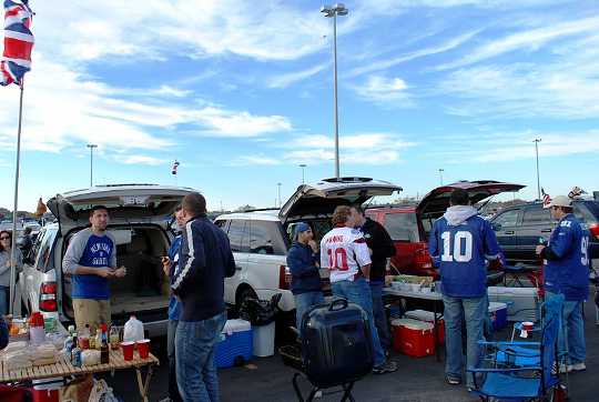 What Tailgating Parties Do To Men’s Bodies