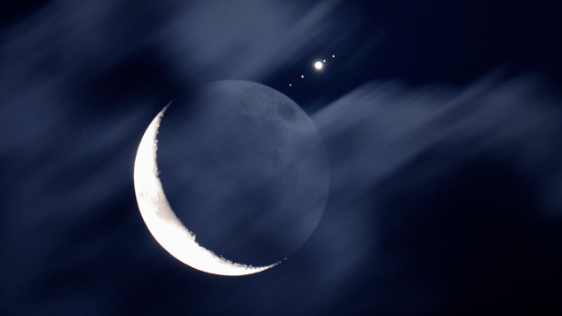 Moon meets (from left to right) Callisto, Ganymede, Jupiter, Io, and Europa.