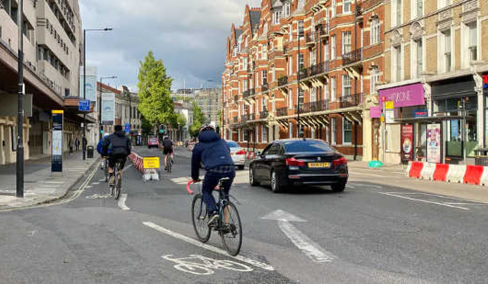 Cycling Is Ten Times More Important Than Electric Cars For Reaching Net-Zero Cities