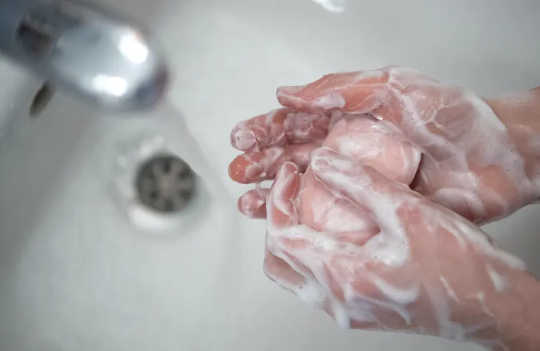 wash your hands before puttinon a mask (how to make sure your mask maximizes protection)