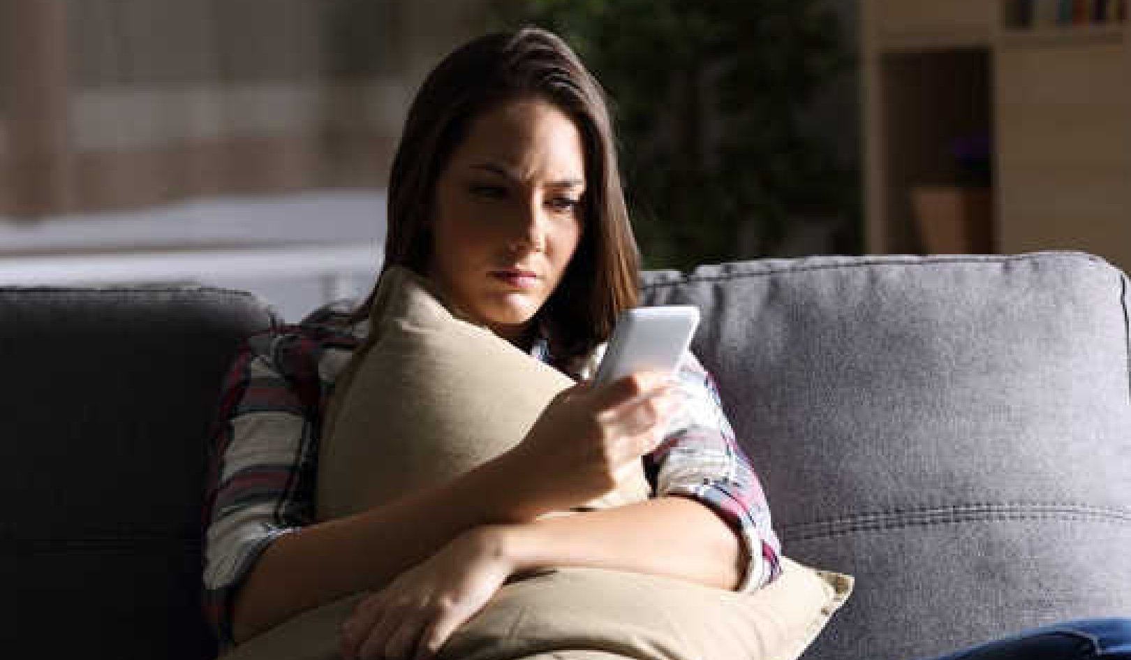 Bereaved Who Take Comfort In Digital Messages From Dead Loved Ones Live In Fear Of Losing Them